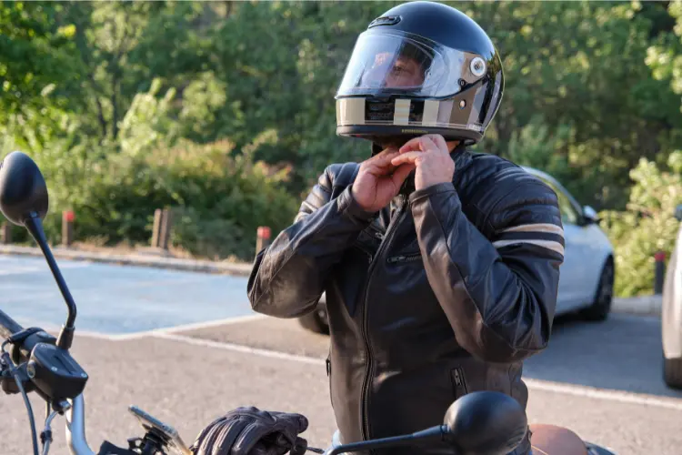 Best Helmets Under 2000 in India